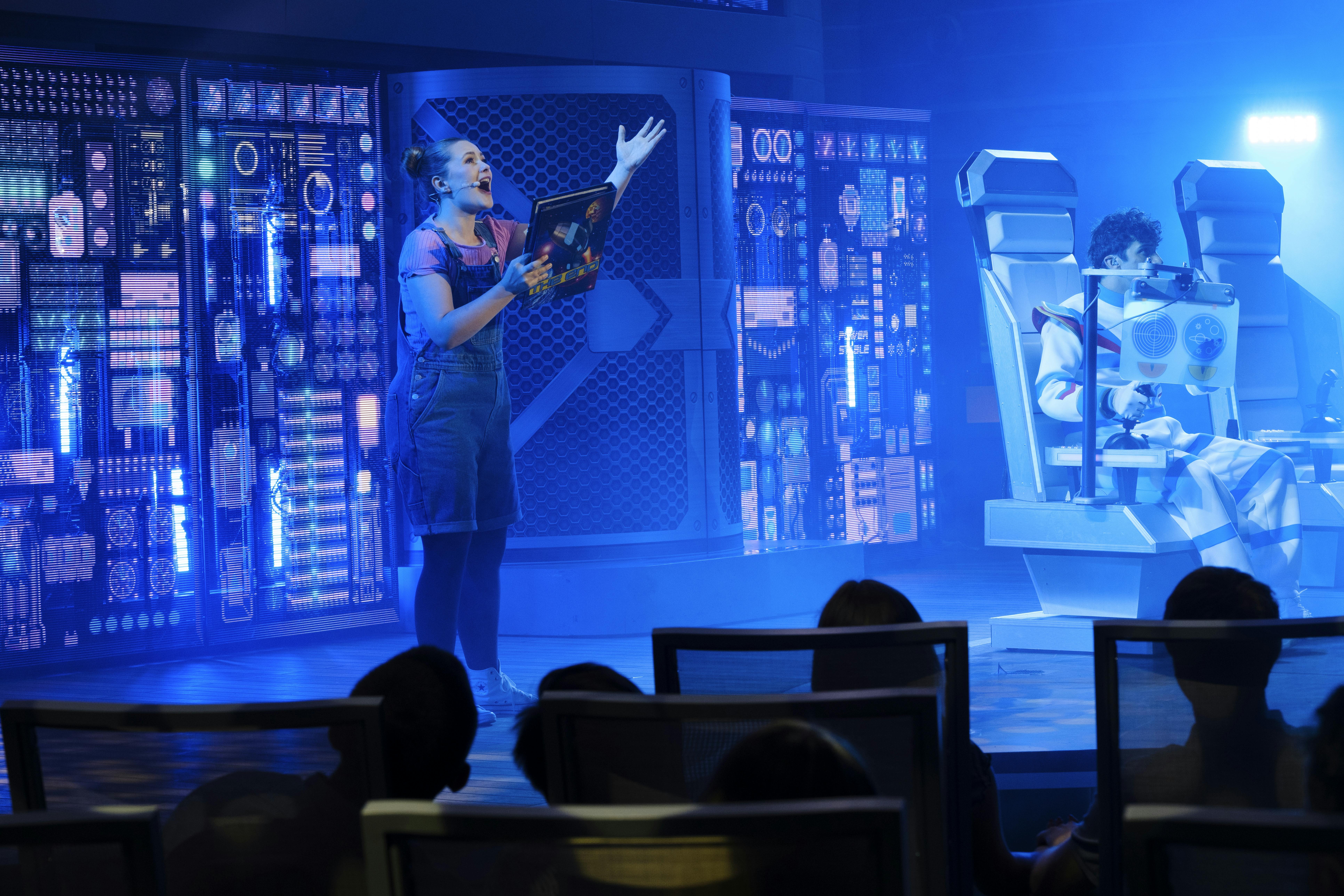 P&O Arvia onboard entertainment