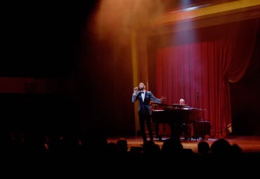 SHINE STILL cunard show