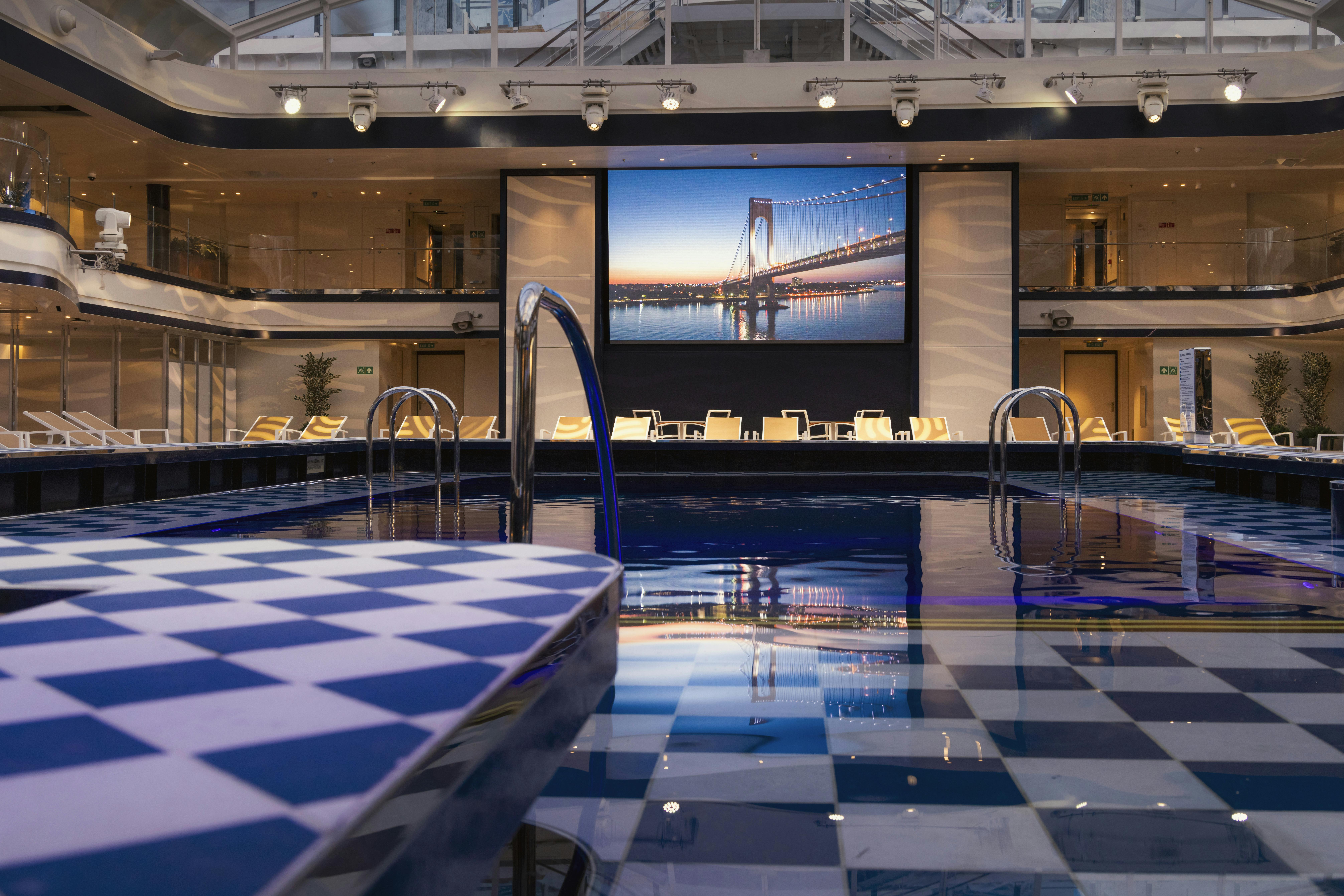 Cunard Cruises Queen Anna Pavillion pool