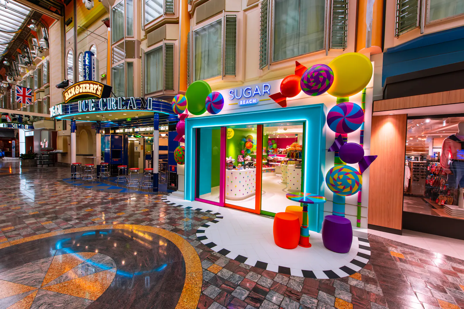 Royal Caribbean, Independence