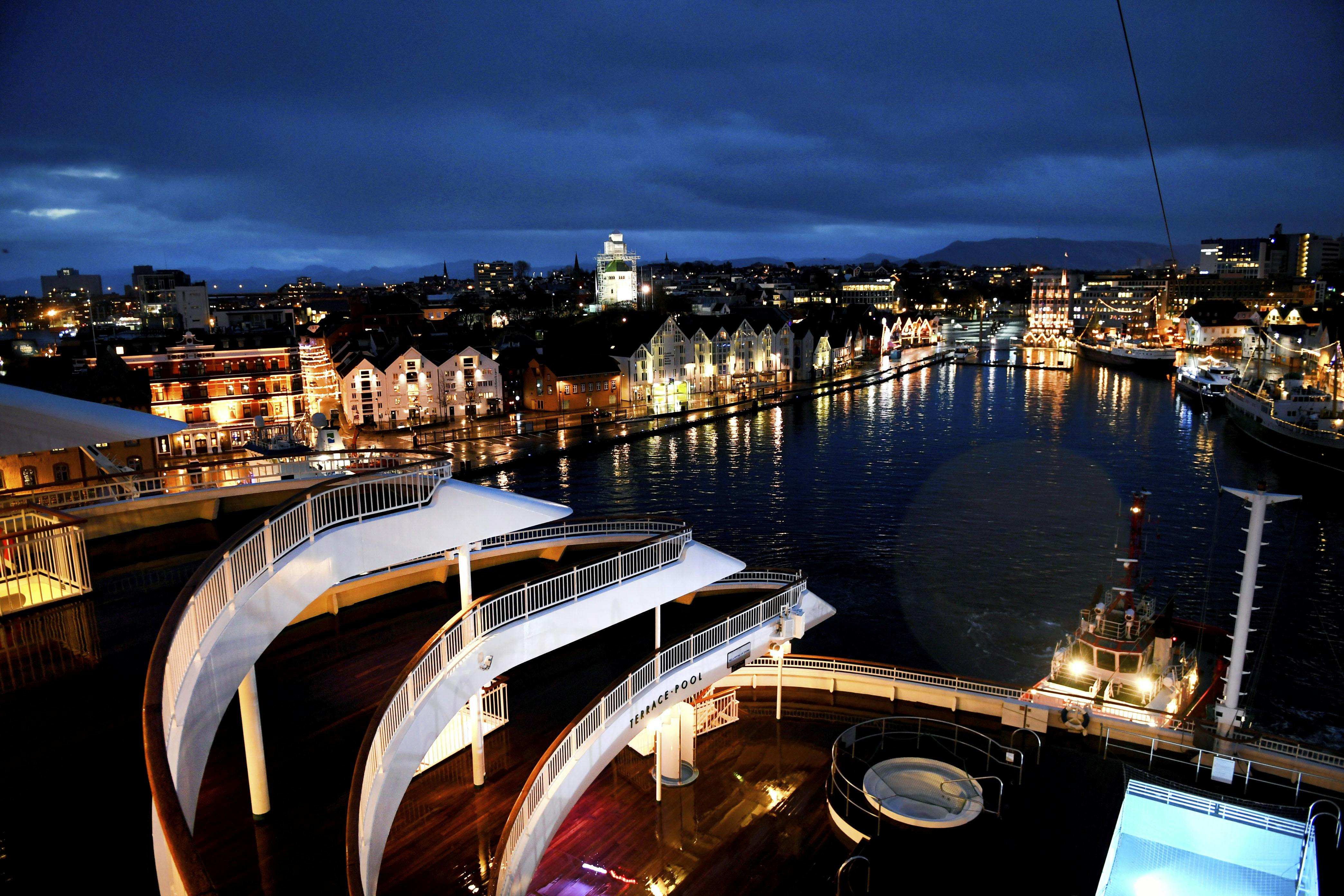 Alta From Aurora 1 1709125