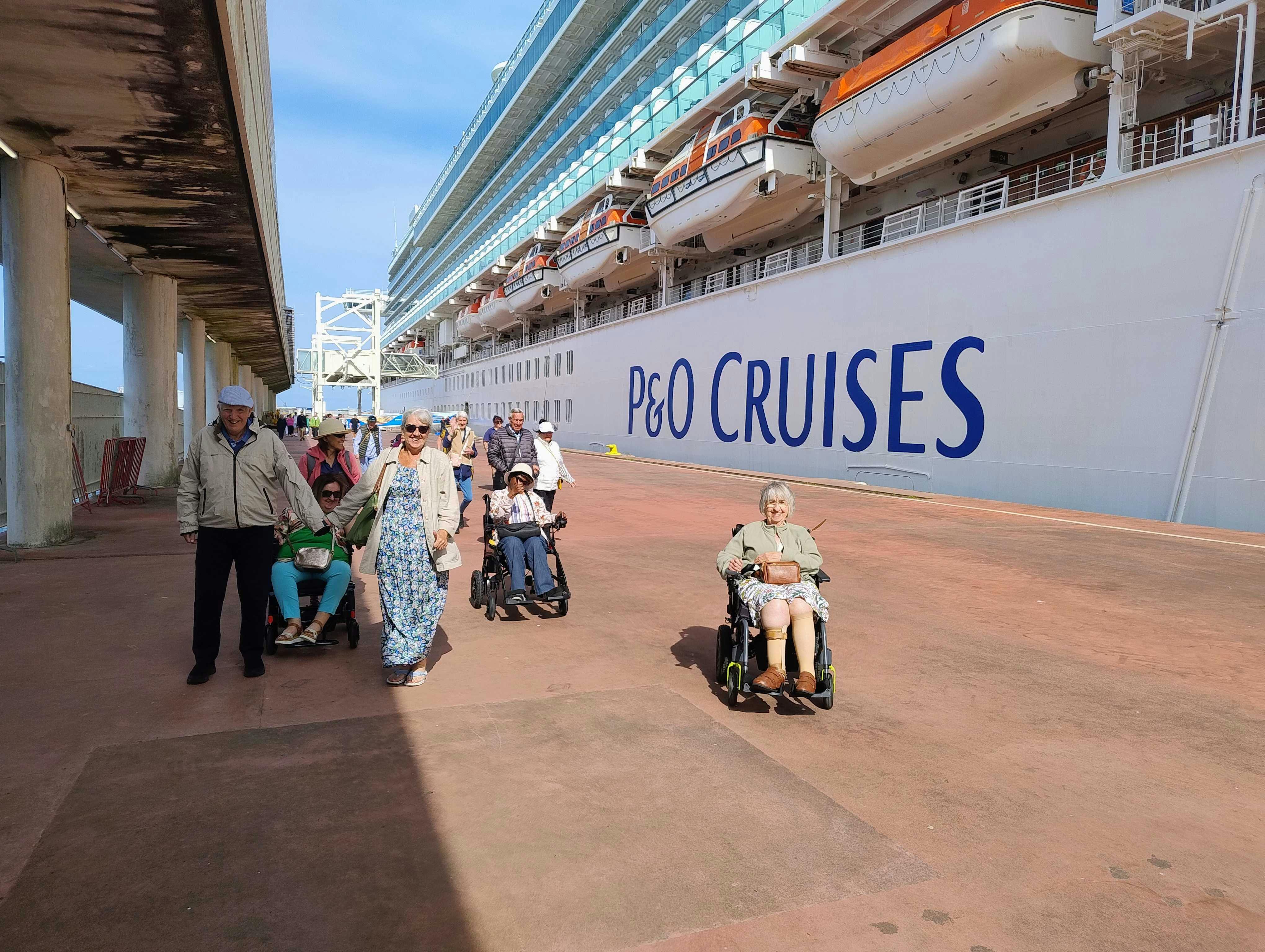 Customers on P&O Ventura