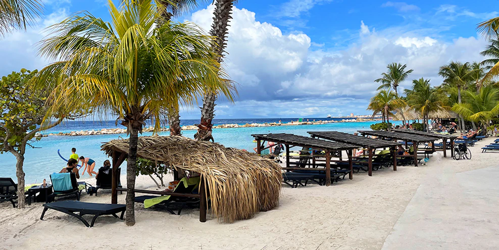 Mambo beach