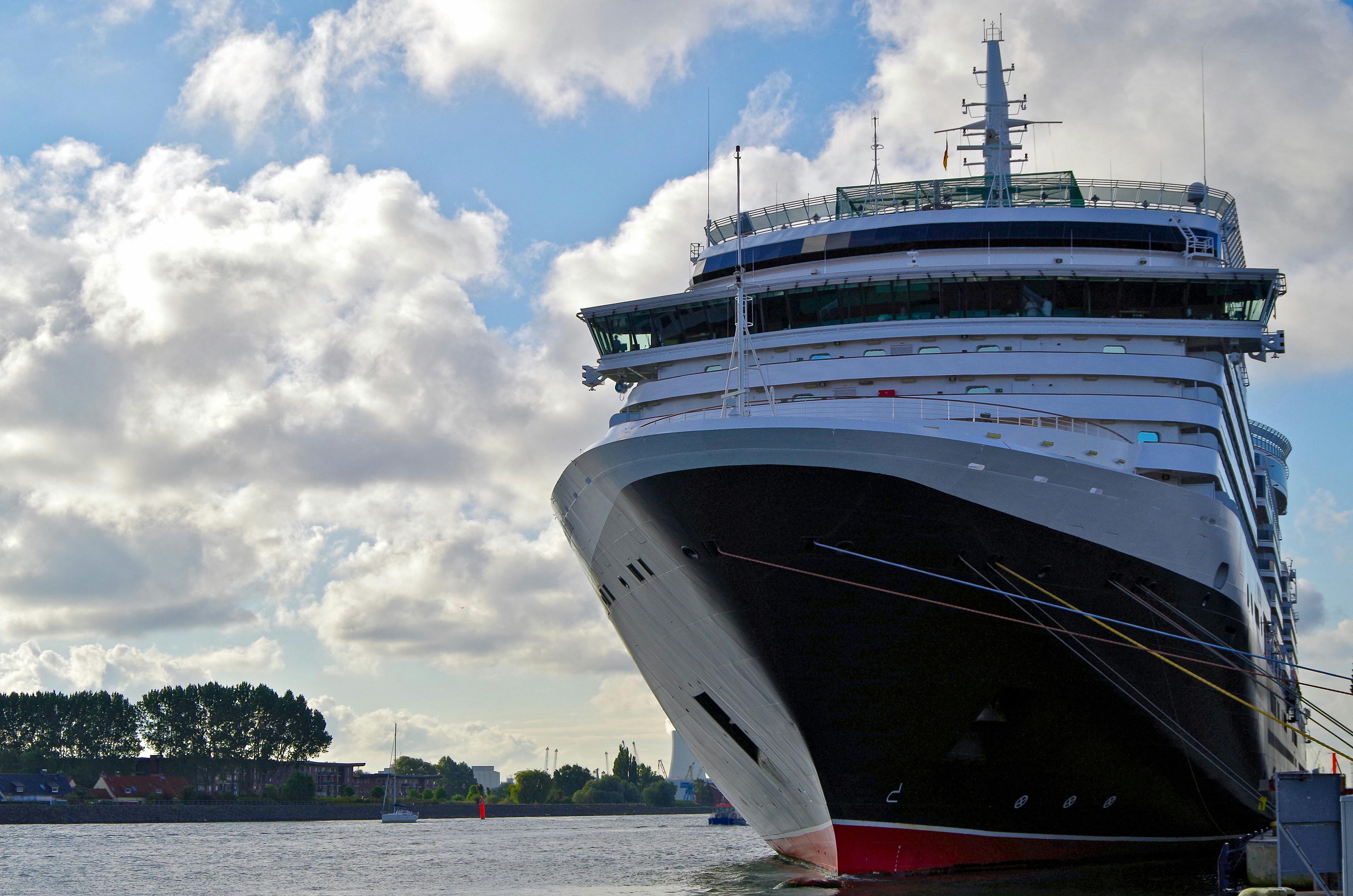 Cunard Queen Elizabeth docked