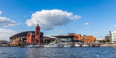 Cardiff Castle and Bay Boat Cruise