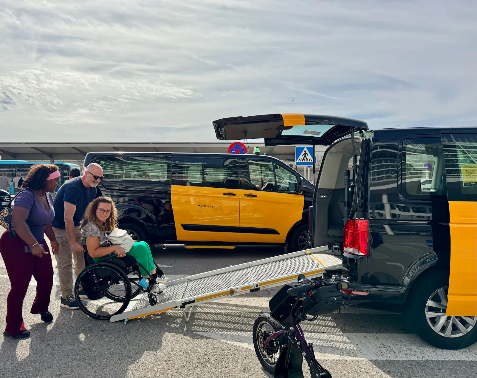 Cruise customer home pick up before boarding ship